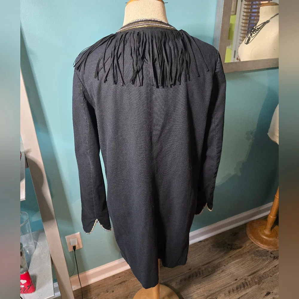 Ultra Chic Blonde No.8 Black Fringe Mid-length Coat